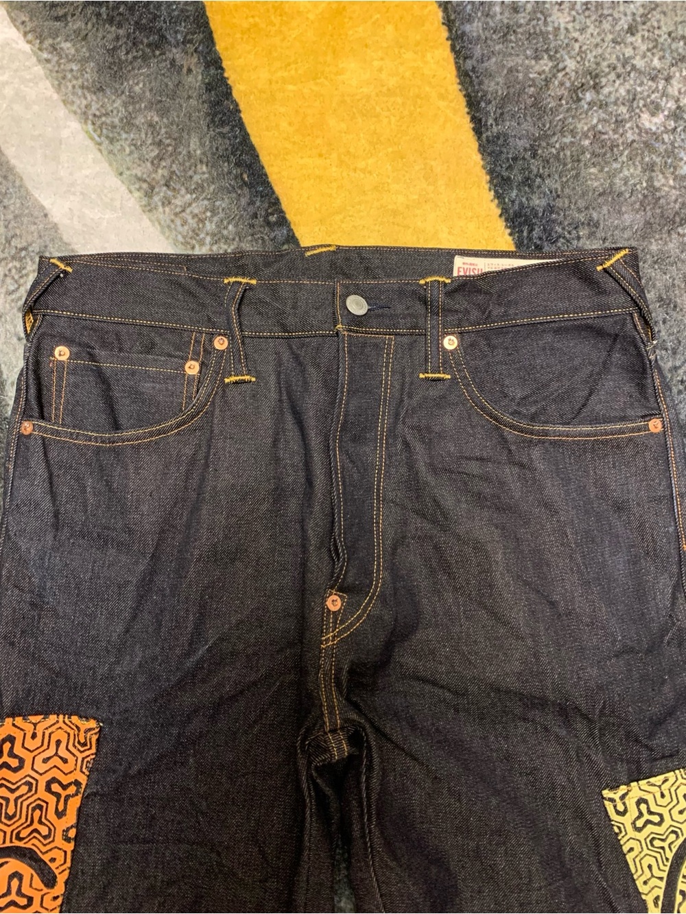 Evisu Pocket Jeans - Picture 7 of 9